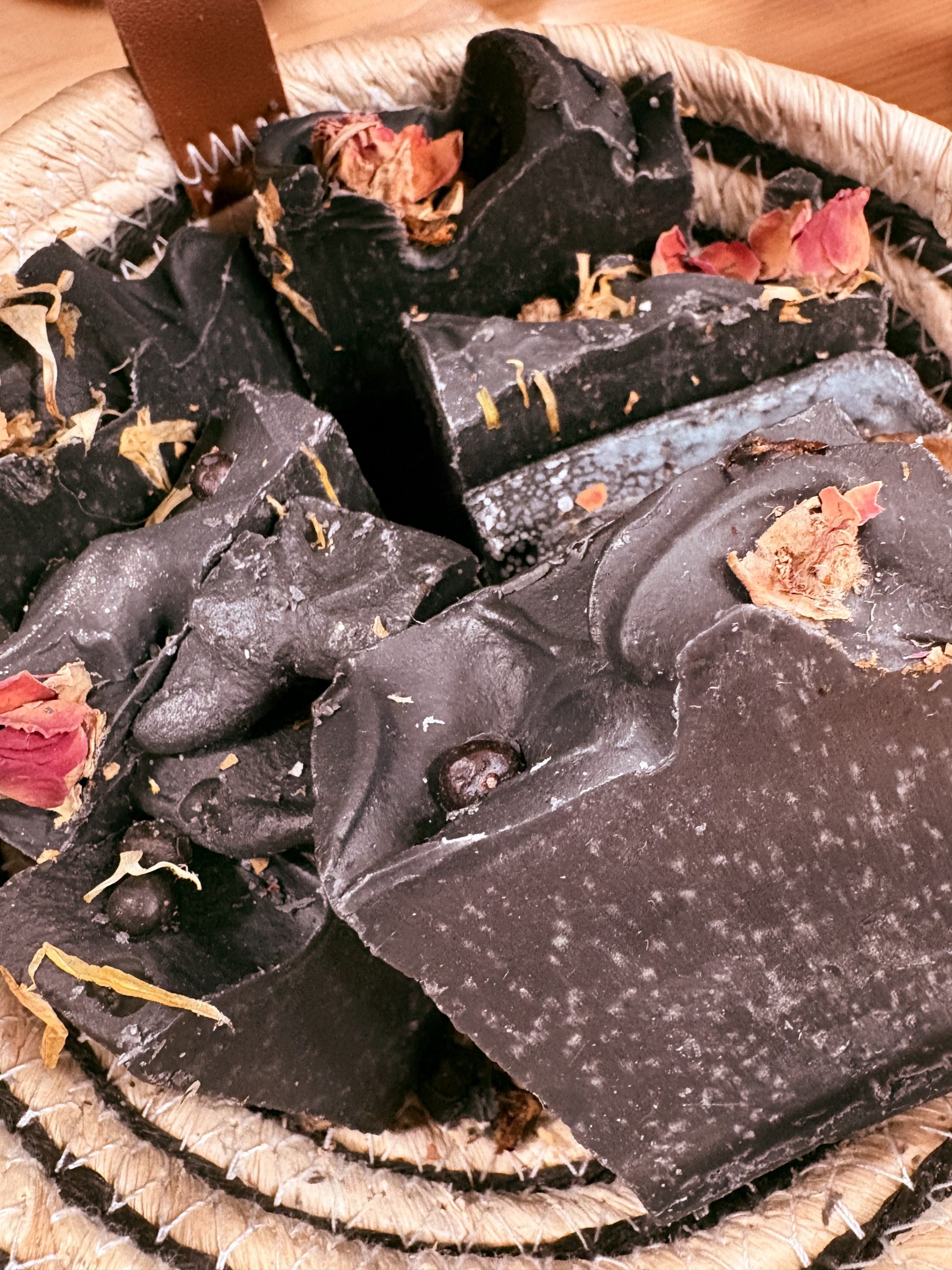 Savon Charbon Actif - SAVONS DE LUXE